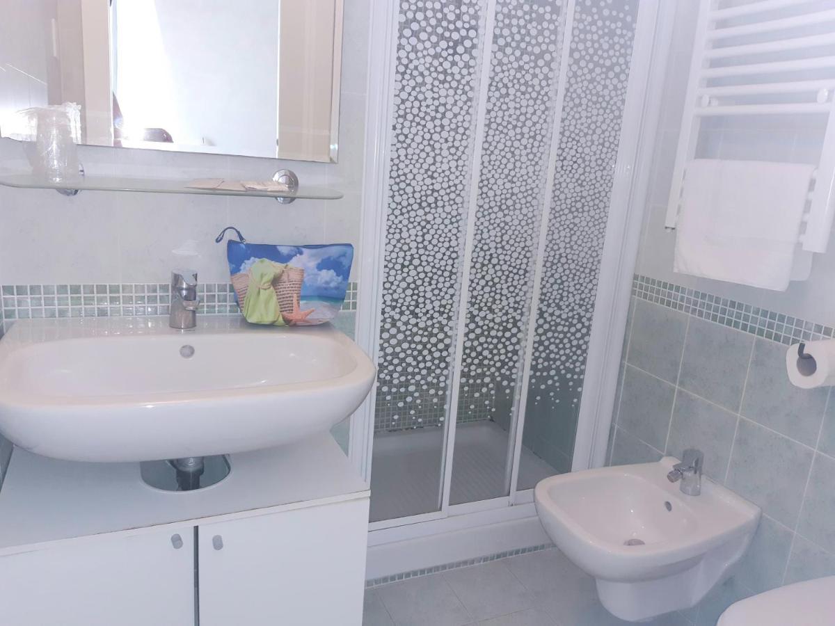 Hotel Raul Riccione Esterno foto